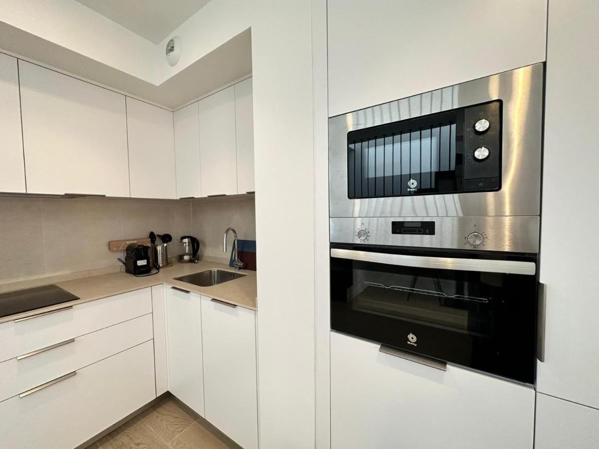 Castilla Luxury 2C Apartment Madrid Exterior photo